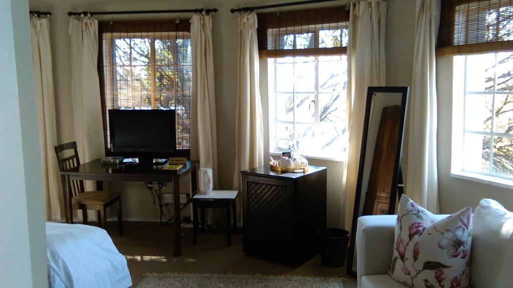 Chartwell Castle & Guest House 외부 사진