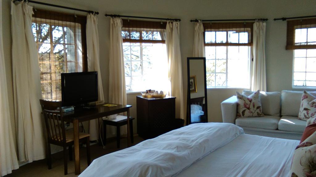 Chartwell Castle & Guest House 외부 사진